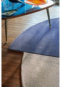 Niebieski wełniany okrągły dywan tkany ręcznie ø 150 cm Mia Segment – Flair Rugs