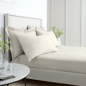 Beżowe prześcieradło z perkalu bawełnianego z gumką 185x200 cm Cotton Percale – Bianca