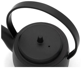 Czarny żeliwny dzbanek do herbaty z sitkiem 1,2 l Kobe – Bredemeijer