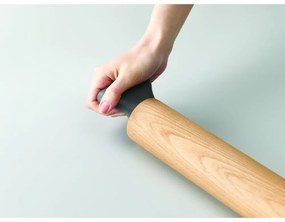 Drewniany wałek Joseph Joseph Grip-Pin