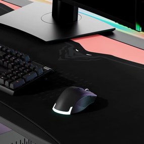 Podkładka ochronna na biurko Diablo X-Forge 160 cm, Black Akira Pink