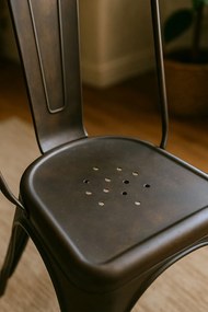 Zabytkowe krzeso Torix