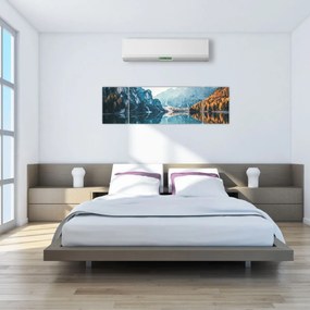 Obraz - Łodzie na jeziorze Braies (170x50 cm)