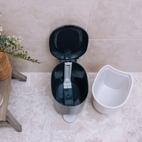 Ciemnoszary plastikowy kosz na śmieci z pedałem 3,5 l – Addis