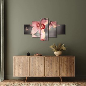Obraz - Kwiaty i motyl (125x70 cm)