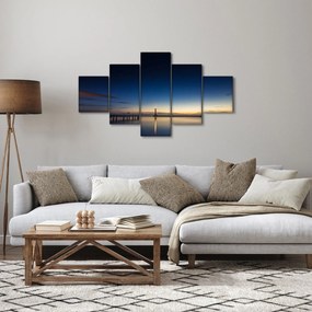 Obraz latarni morskiej w oddali (125x70 cm)