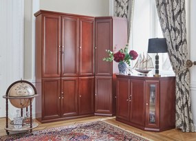 Elegancka szafa biurowa fornirowana drewnem, kolor koniaku. Drzwi mają pełne fronty wykończone płyciną, są zamykane na kluczyk. Wymiary szafy 120x40x220 cm.