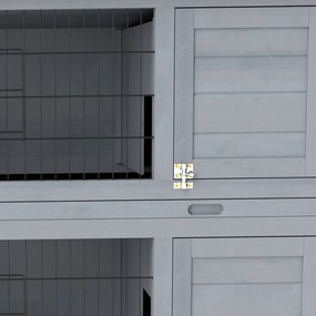 PawHut Klatka dla królików z drewna z 2 poziomami, dach z papy, tacki na dno, drzwi dla małych zwierząt, 136,4 x 50 x 93 cm, szara | Aosom PL