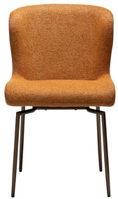 Brązowe tapicerowane krzesło Glam – DAN-FORM Denmark