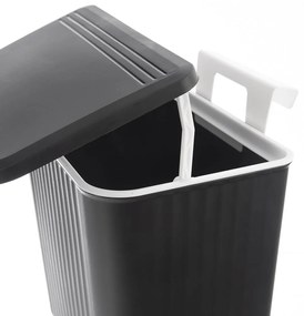 Czarny plastikowy kosz na śmieci 13 l – Orion
