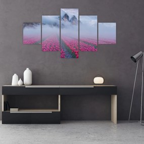 Obraz - Krajobraz z polami tulipanów (125x70 cm)