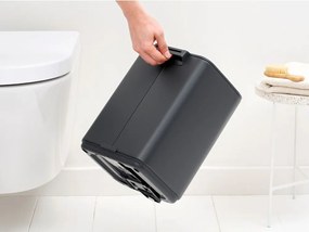 Ciemnoszary stalowy kosz na śmieci z pedałem 7 l Bo – Brabantia