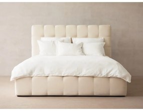 Beżowe tapicerowane łóżko dwuosobowe ze schowkiem i stelażem 140x200 cm Bali – Cosmopolitan Design