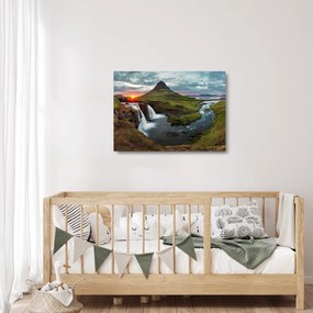 Obraz na szkle - Kirkjufell o zachodzie słońca (70x50 cm)