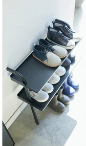 Czarna metalowa dziecięca szafka na buty Tower – YAMAZAKI