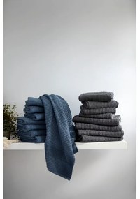 Ciemnoszary ręcznik kąpielowy z bawełny organicznej frotte 70x140 cm Check – JUNA