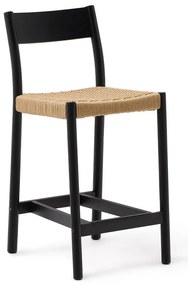 Czarny hoker z litego drewna dębowego (wysokość siedziska 65 cm) Yalia – Kave Home