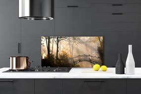 Panel Szklany do Kuchni Drewniany Mostek w Lesie