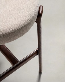 Beżowy/w ciemnym naturalnym kolorze hoker z litego drewna jesionowego (wysokość siedziska 75 cm) Granite – Kave Home