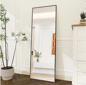 Prostokątne lustro stojące 177×77 cm z czarną ramą – Minimalistyczny i nowoczesny design