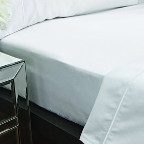 Białe prześcieradło z satyny bawełnianej z gumką 275x275 cm Luxury Cotton Sateen – Bianca