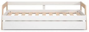 Białe łóżko dziecięce z litego drewna sosnowego z wysuwanym łóżkiem ze schowkiem ze stelażem 90x200 cm Carrie – Marckeric