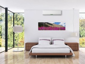 Obraz scenerii łąki górskiej (170x50 cm)
