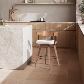 Kremowe/w naturalnym kolorze tapicerowane hokery zestaw z podłokietnikami 2 szt. Ilia – MOME