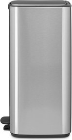 Stalowy kosz na śmieci z pedałem w kolorze matowego srebra 30 l Bo – Brabantia
