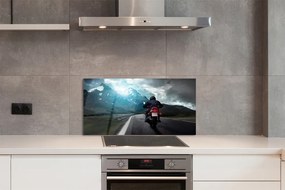 Szkło do Kuchni na Ścianę Motocyklista na Górskiej Trasie
