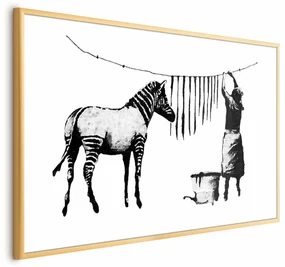 Plakat Banksy: Pranie 90x60 cm z ramą złotą bez marginesu ARTGEIST B