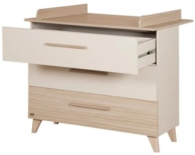 Kremowa/w naturalnym kolorze komoda dziecięca w dekorze dębu z przewijakiem 110x98x75 cm Sidney – Roba