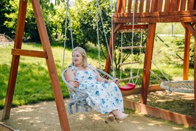 Szary wiszący fotel KOLUMBIA ze stojakiem