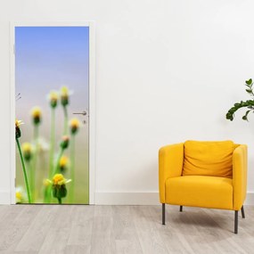 Fototapeta na drzwi - Motyle na kwiatku (95x205cm)