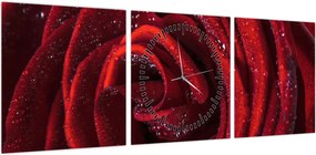 Obraz - Czerwona róża z kroplami rosy (z zegarem) (90x30 cm)