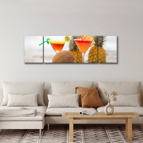 Obraz ananasów i szklanek na plaży (170x50 cm)