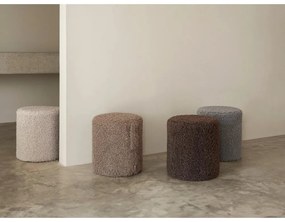 Ciemnobrązowy puf z materiału bouclé Teddy – Blomus