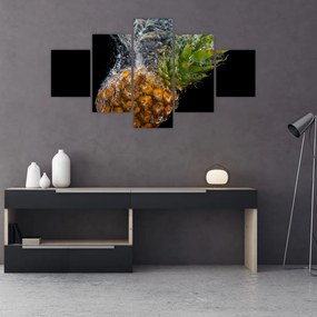 Obraz ananasa w wodzie (125x70 cm)