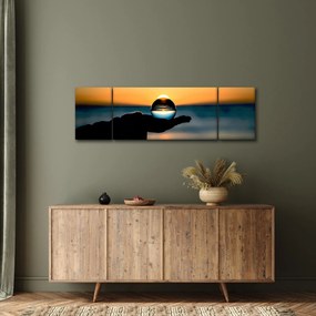 Obraz szklane kule w dłoni (170x50 cm)