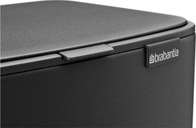 Ciemnoszary stalowy kosz na śmieci z pedałem 12 l Bo – Brabantia