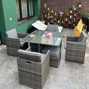 Meble ogrodowe z technorattanu z otwieranymi pufami DELIZIOSO