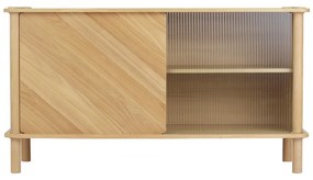 Witryna z litego drewna dębowego z drzwiami przesuwnymi w naturalnym kolorze 135x73,5x48 cm Italic – UMAGE