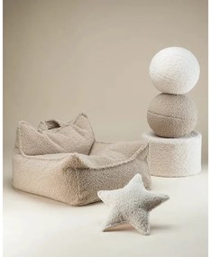 Jasnobrązowa poduszka na sofę dziecięcą z materiału bouclé Ball – Wigiwama