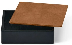 Czarno-naturalny drewniany/ze skóry ekologicznej pojemnik dekoracyjny z pokrywką 11x11x3,5 cm Square Nupo – LIND DNA