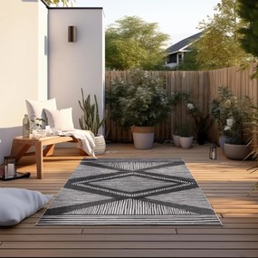 Dywan dwustronny zewnętrzny Gemini romby czarno-kremowy 200 cm x 290 cm