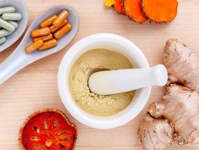 Moździerz kuchenny z tłuczkiem