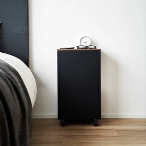 Metalowy stolik 22x31 cm Tower – YAMAZAKI