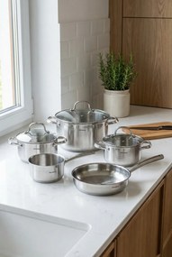 Zestaw 9 elementowy garnków ze stali nierdzewnej A4-B69