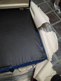 PROMOCJA Granatowy taboret ZENOVA z miejscem na przechowywanie 65x65 cm II. klasa jakości