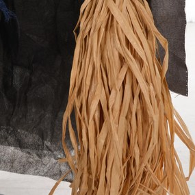 HOMCOM Dekoracja na Halloween Czarownica z miotłą, świecące oczy, straszne dźwięki, elastyczne ramiona, 107x65x190 cm